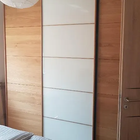 아파트 Schone 2-zimmerwohnung In Schlossnahe