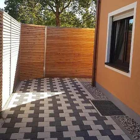 Schone 2-zimmerwohnung In Schlossnahe 아파트 *